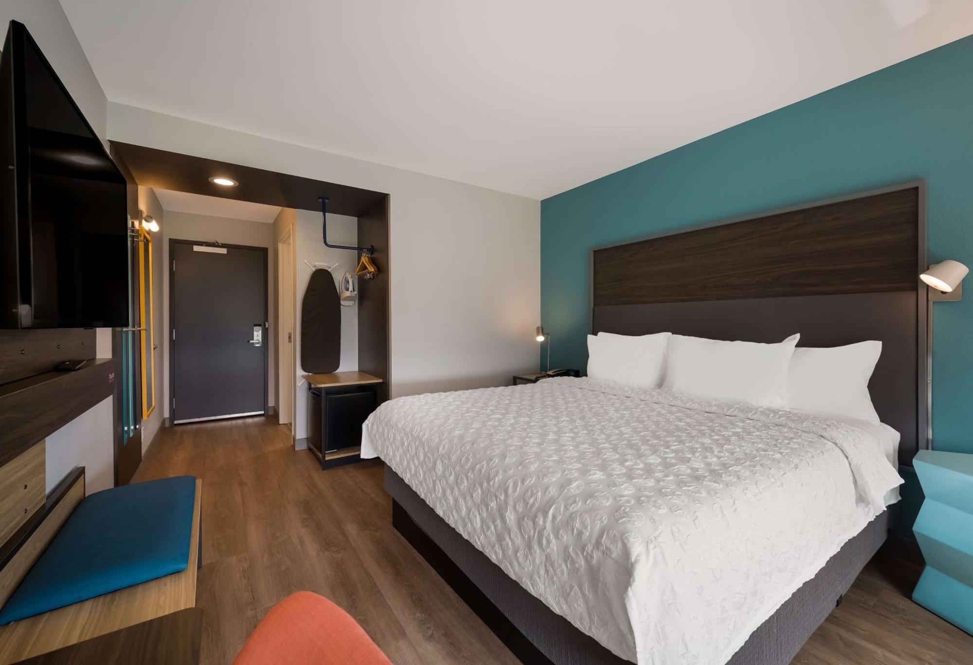 Tru By Hilton Novi Detroit Hotel Exterior foto